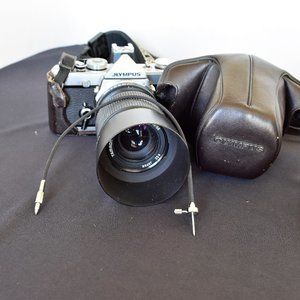 35mm Camera OLYMPUS OM1 50mm 70  140mm Zoom Lens